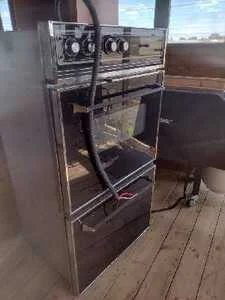 3. Horno Empotrable GE – Reparación en Surco